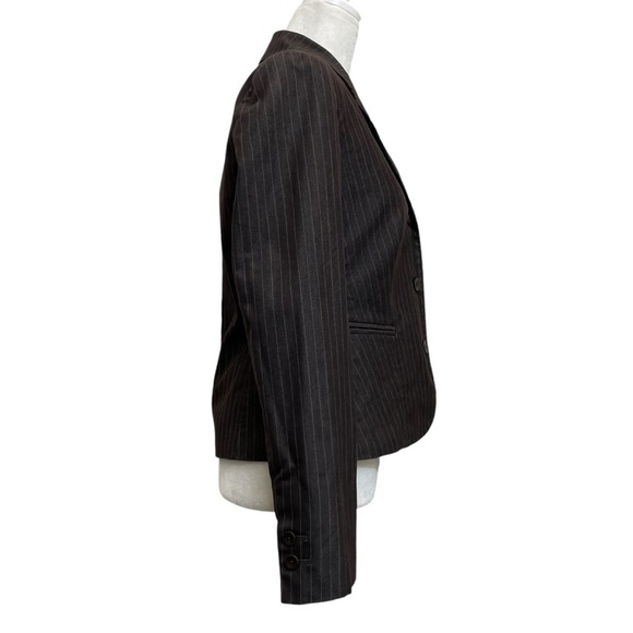 Victoria’s Secret Body by Victoria Gray Pinstripe 3 Button Structured Blazer - Picture 4 of 11